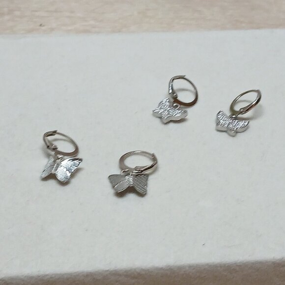 NWOT Two Pair of Fashion Jewelry Silver Tone Butterfly Earrings #3 - Picture 5 of 13